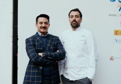 Il bistrot porta i sapori e le eccellenze campane all’incontro annuale di Cultura Italiae, in programma a Napoli dal 23 al 25 ottobre. Un menu che unisce identità territoriale, ricerca e contaminazioni internazionali.